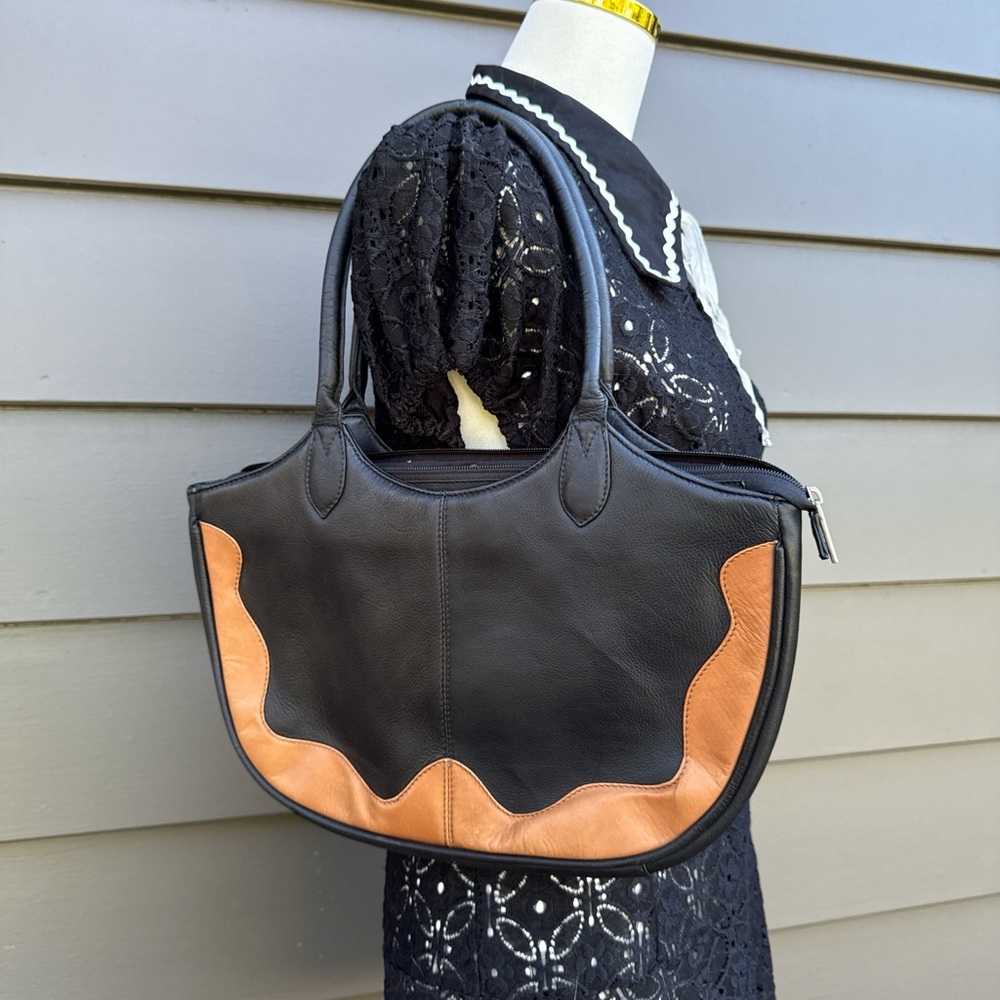 SOLD Vintage black and brown handbag